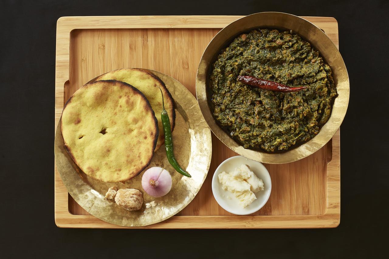 Taj Swarna, Amritsar Hotel Екстериор снимка A traditional meal of Makha
