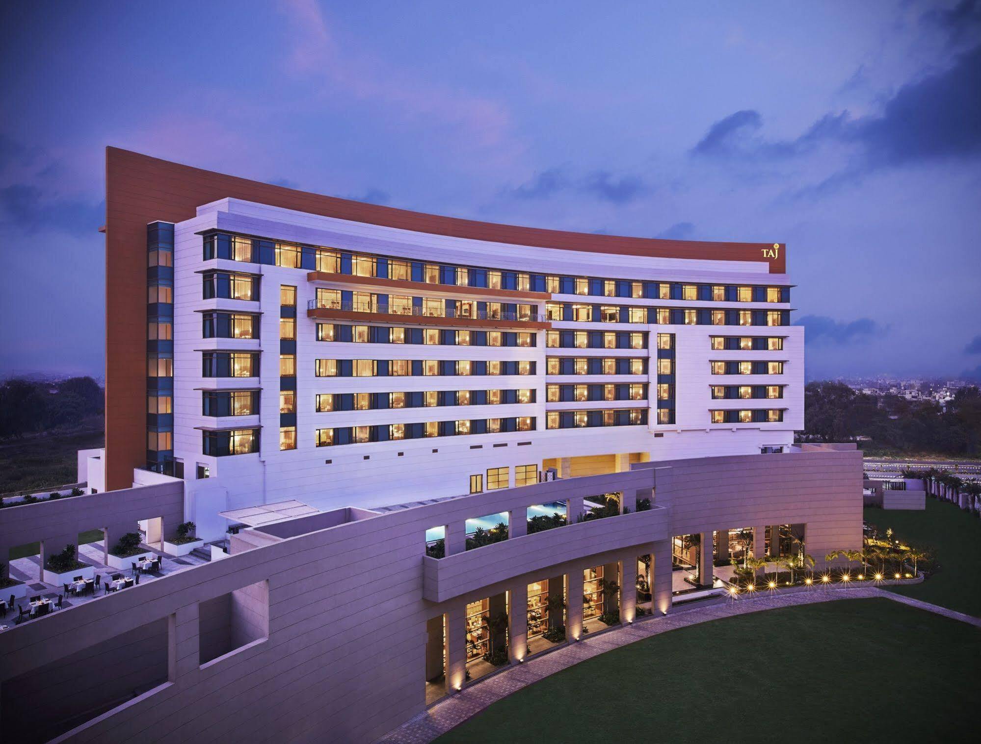 Taj Swarna, Amritsar Hotel Екстериор снимка The Park, Hyderabad