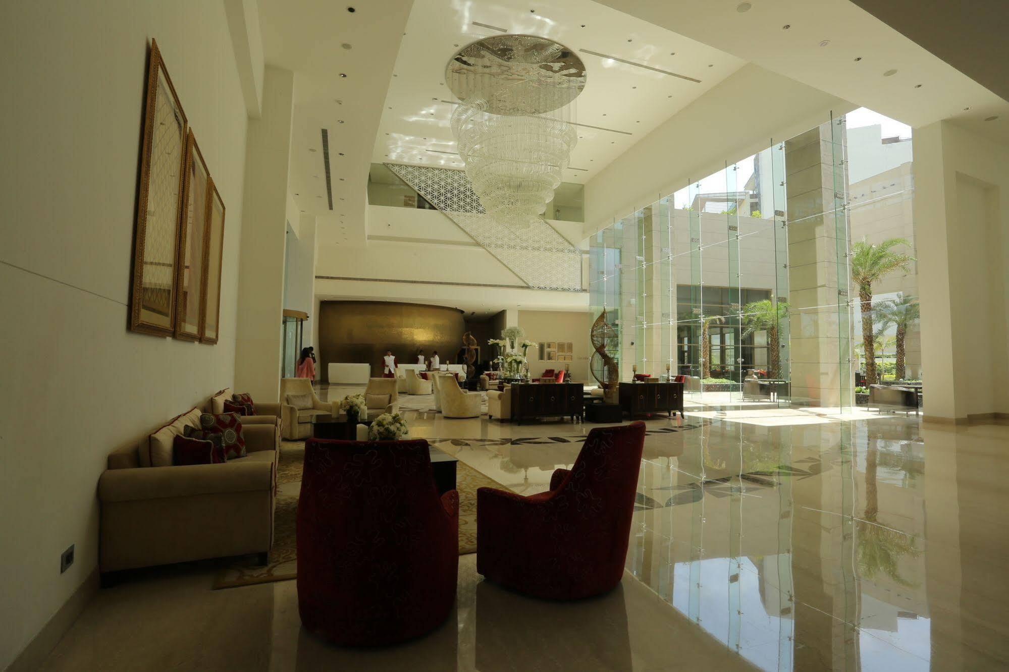 Taj Swarna, Amritsar Hotel Екстериор снимка Lobby